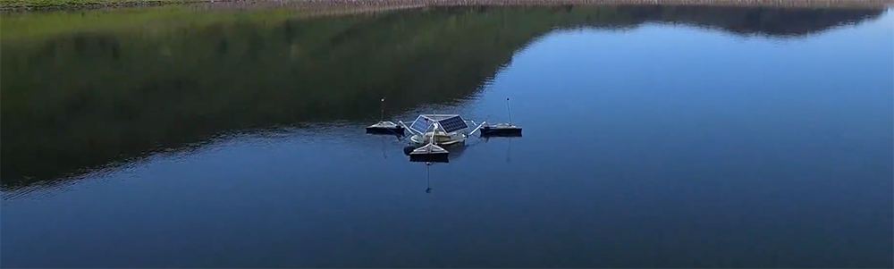 SolarBee lake circulator helping control blue green algae cyanobacteria in a source raw water reservoir